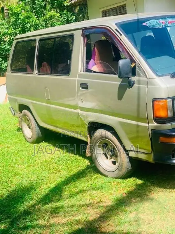 Toyota LiteAce 1990 Van (Used)
