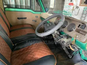 Mazda Lh30 1980 Van (Used)