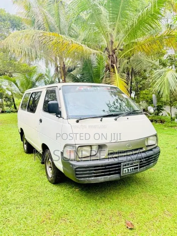 Toyota CR27 1994 Van (Used)