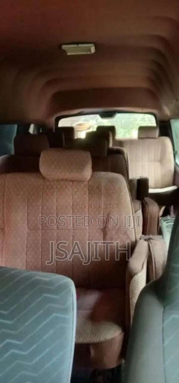 Nissan Caravan 1984 Van (Used)