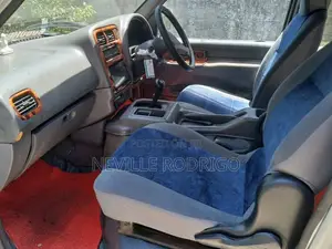 Nissan Serena 1999 Van (Used)