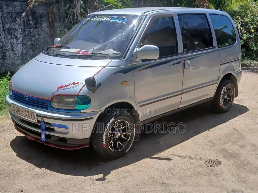 Nissan Serena 1999 Van (Used)