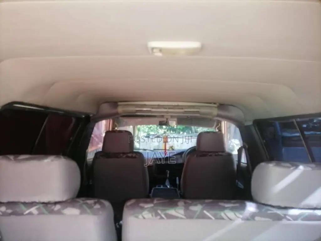 Toyota Lotto 1994 Van (Used)
