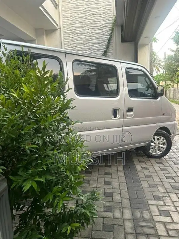 Suzuki Carry 2001 Van (Used)