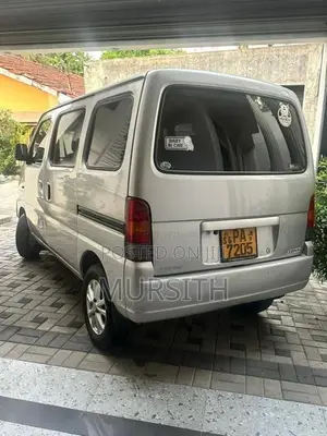 Suzuki Carry 2001 Van (Used)