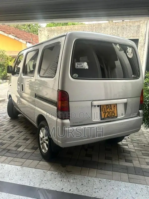 Suzuki Carry 2001 Van (Used)