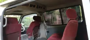 Toyota Dolphin 1993 Van (Used)
