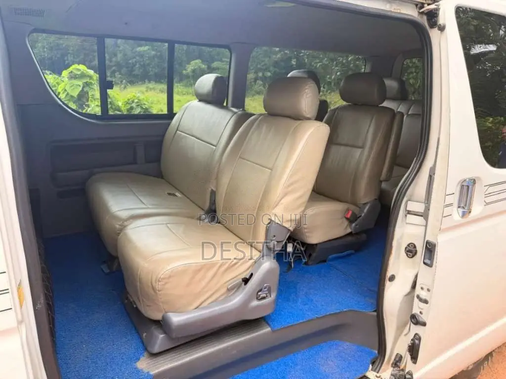 Toyota KDH 201 2009 Van (Used)