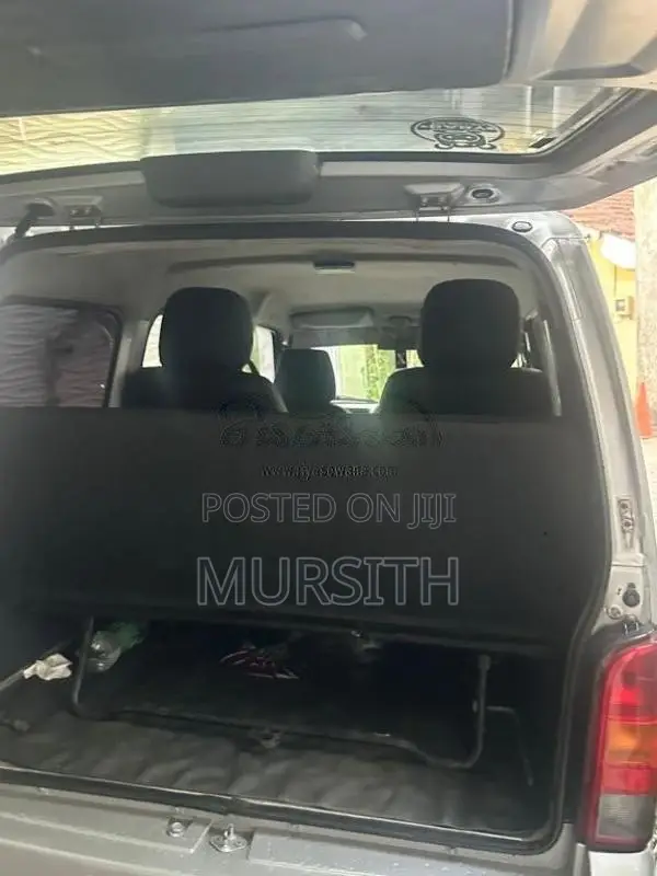 Suzuki Carry 2001 Van (Used)