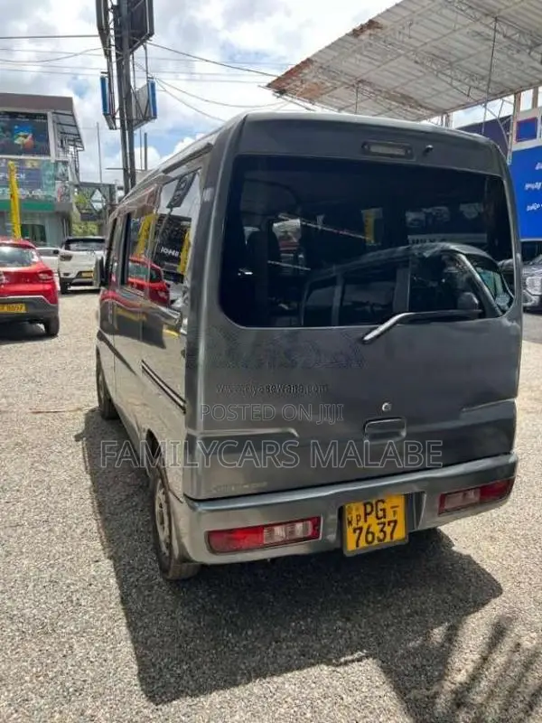 Mitsubishi MiniCab 2012 Van (Used)