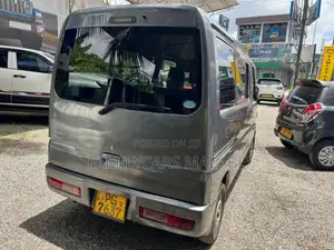Mitsubishi MiniCab 2012 Van (Used)