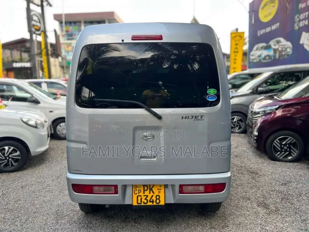 Daihatsu Hijet 2015 Van (Used)