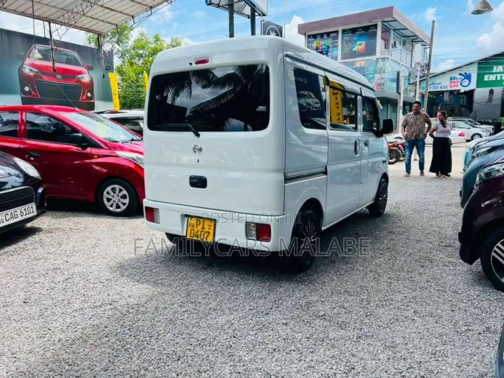 Nissan Clipper 2016 Van (Used)