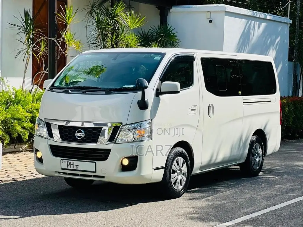 Nissan NV350 E26 CARAVAN GX PREMIUM 2015 Van (Used)