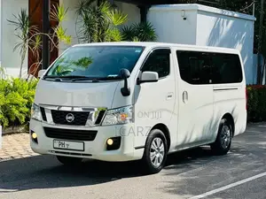 Nissan NV350 E26 CARAVAN GX PREMIUM 2015 Van (Used)