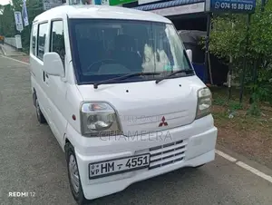 Mitsubishi MiniCab 2000 Van (Used)