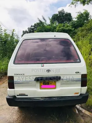 Toyota Townace 1990 Van (Used)