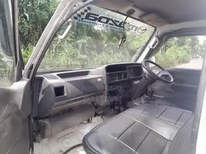 Mazda Brawny Super Long 1998 Van (Used)