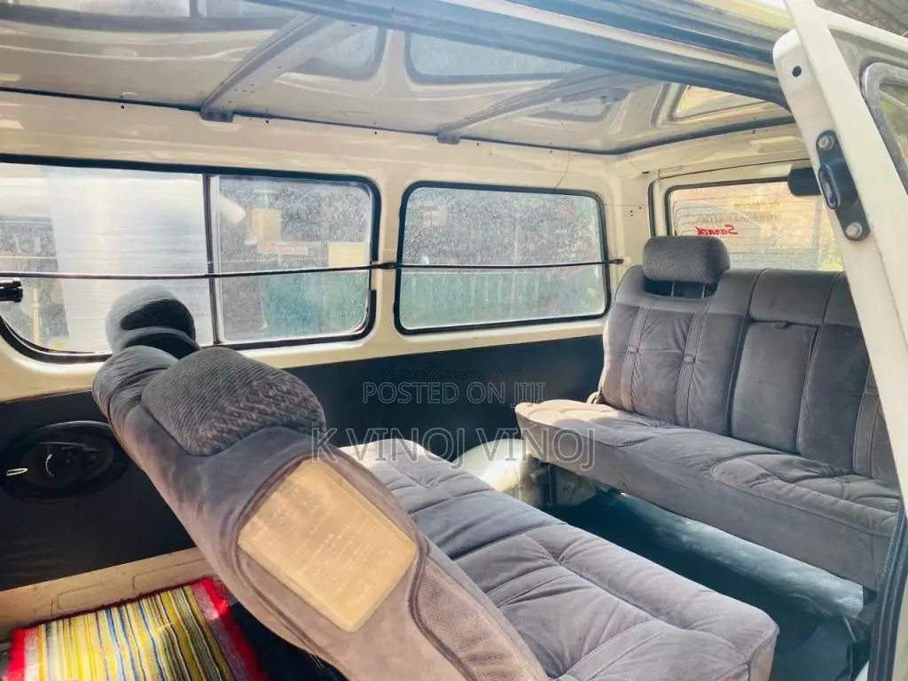 Toyota TownAce 2001 Van (Used)