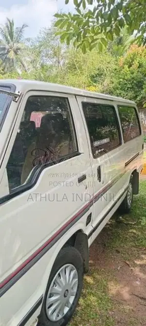 Toyota Shell 1989 Van (Used)
