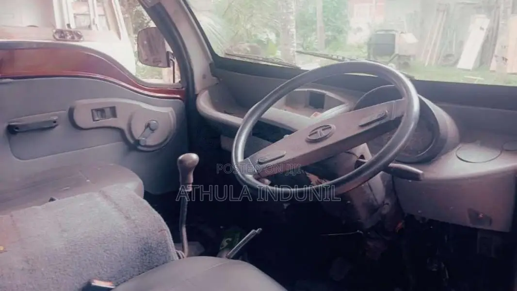 Toyota Shell 1989 Van (Used)