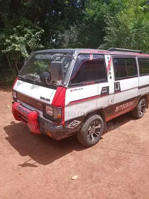 Mitsubishi L300 1983 Van (Used)