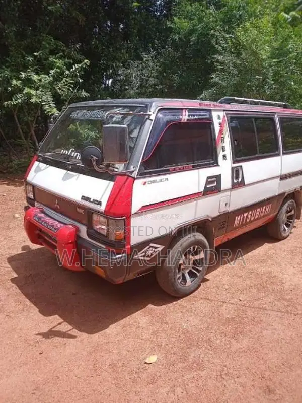 Mitsubishi L300 1983 Van (Used)