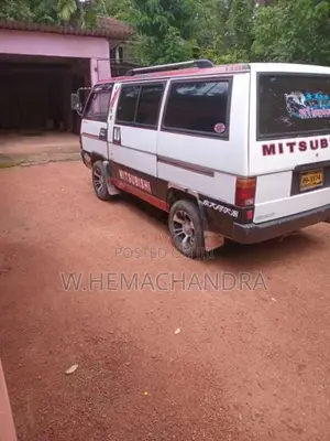 Mitsubishi L300 1983 Van (Used)
