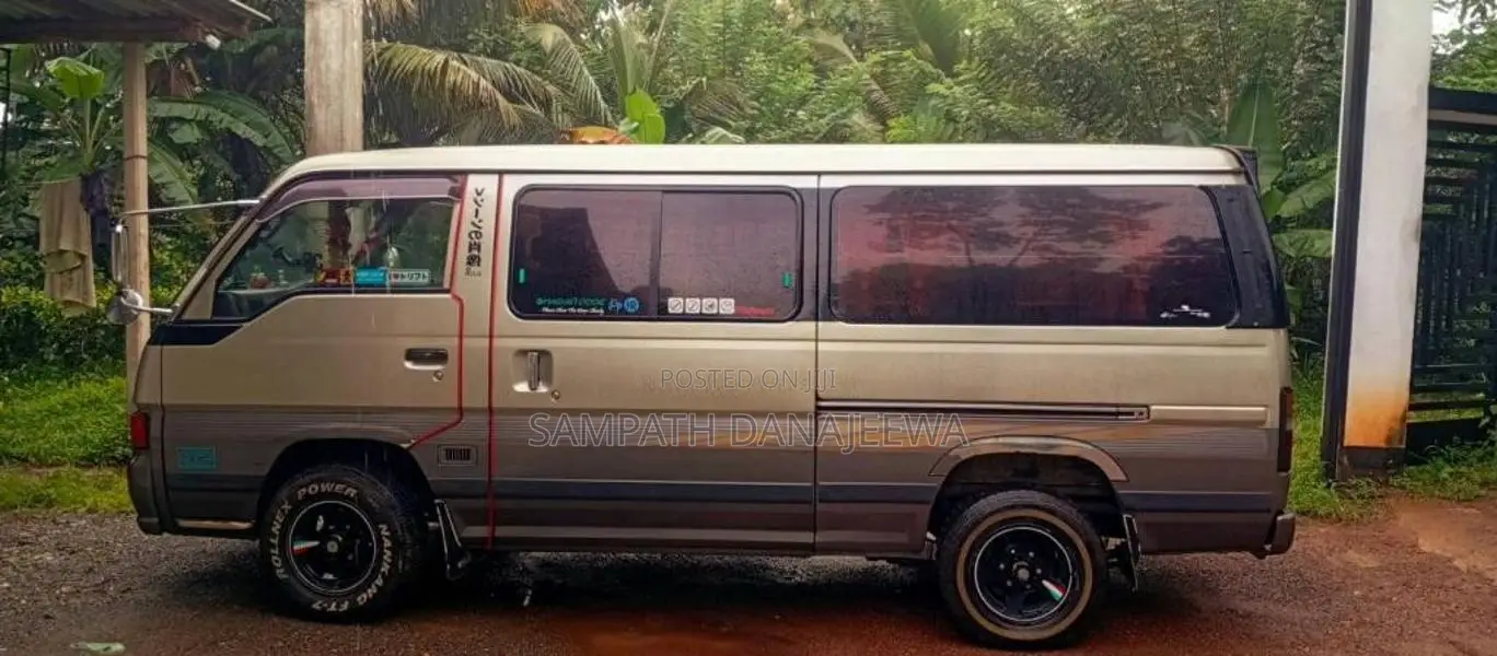 Nissan QD 1996 Van (Used)