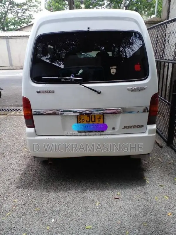 Suzuki Every 2001 Van (Used)
