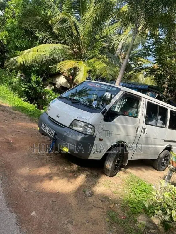 Nissan Vanette 2002 Van (Used)
