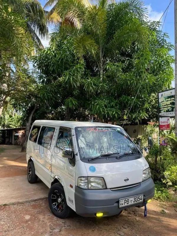 Nissan Vanette 2002 Van (Used)