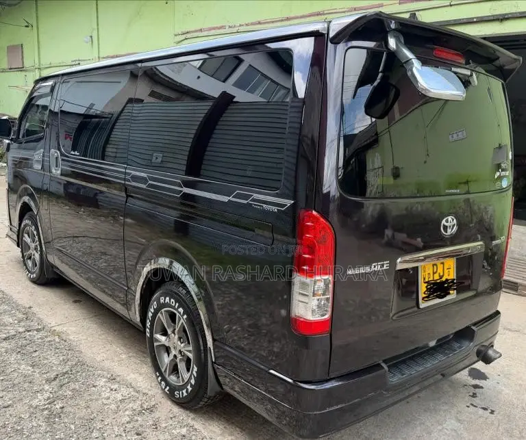 Toyota KDH 201 Dark Prime 2015 Van (Used)