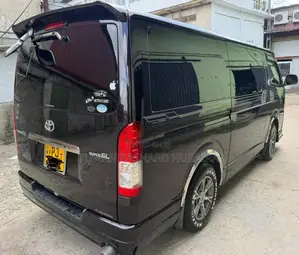 Toyota KDH 201 Dark Prime 2015 Van (Used)