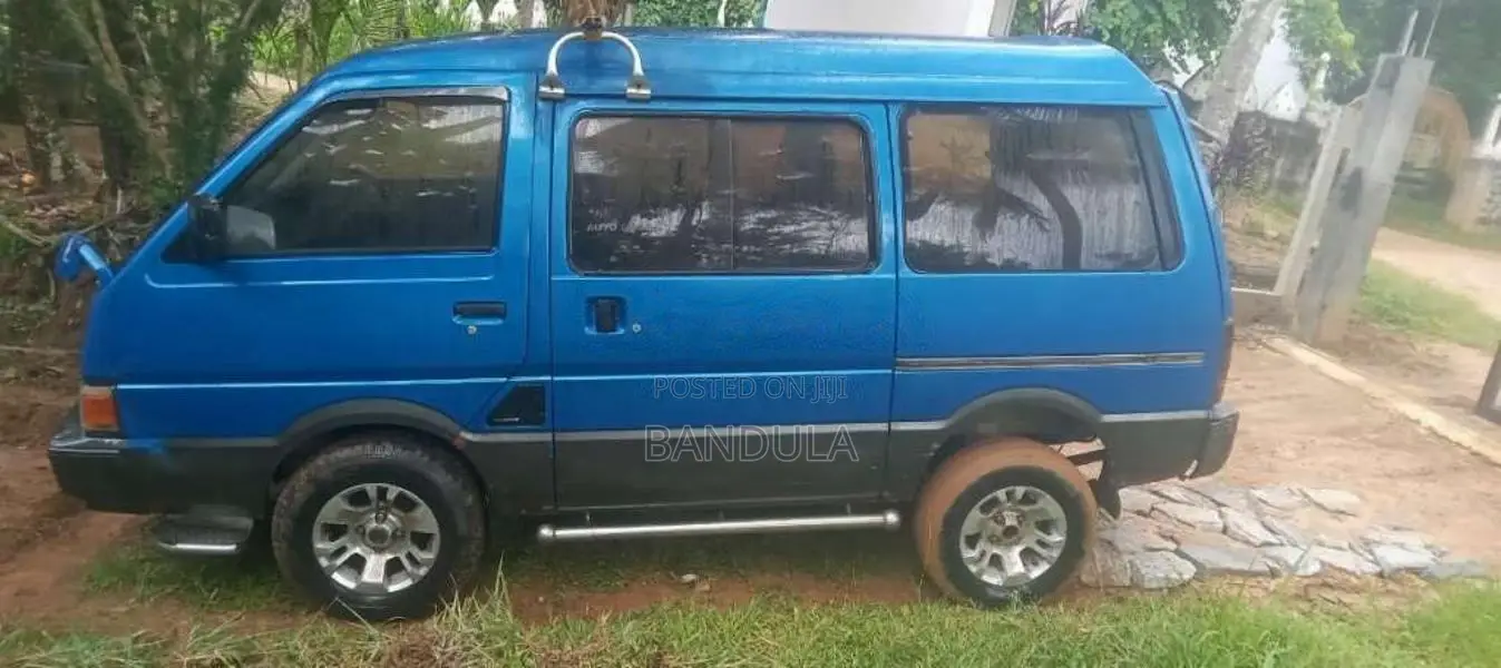 Nissan Vanette 1993 Van (Used)