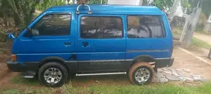 Nissan Vanette 1993 Van (Used)