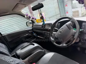 Toyota KDH 201 Dark Prime 2015 Van (Used)