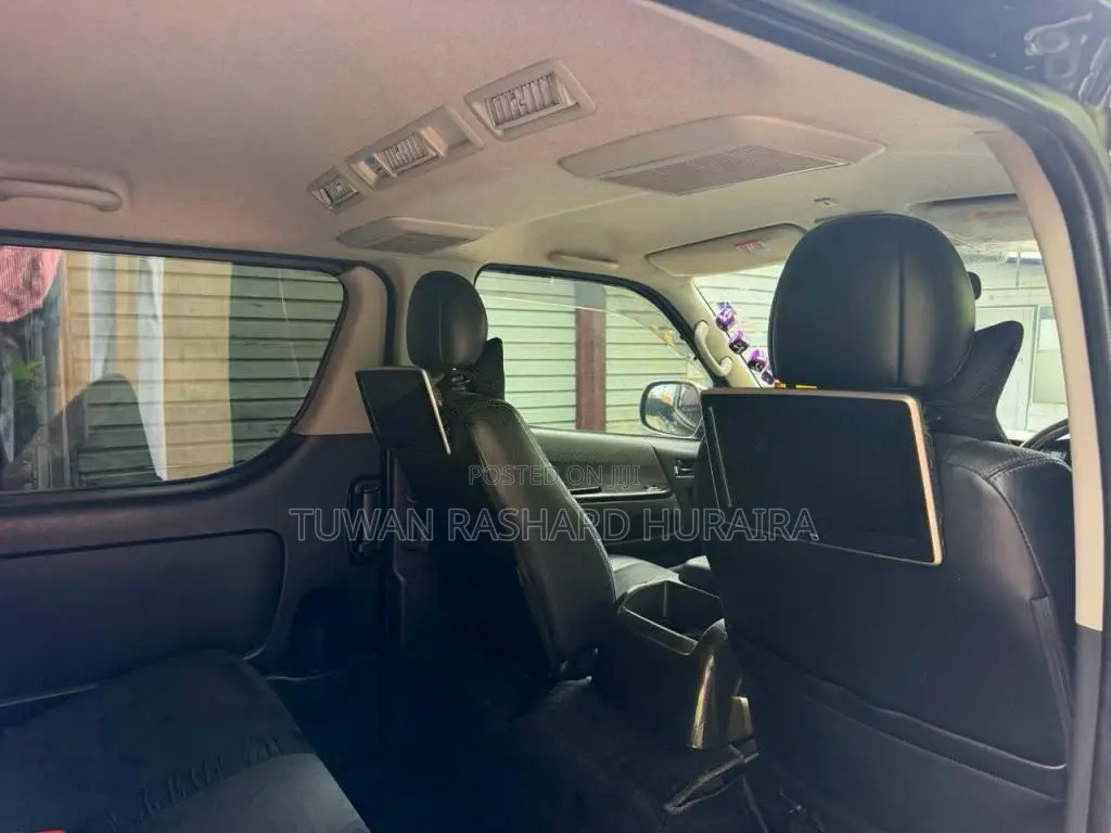 Toyota KDH 201 Dark Prime 2015 Van (Used)