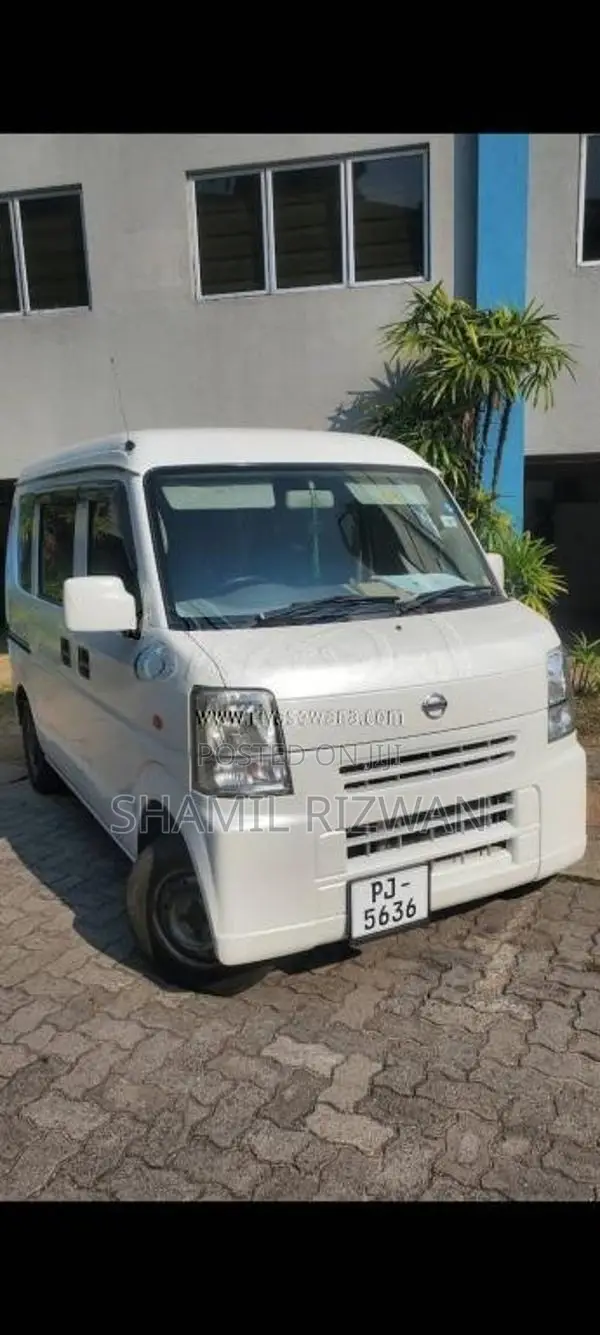 Nissan Clipper 2015 Van (Used)