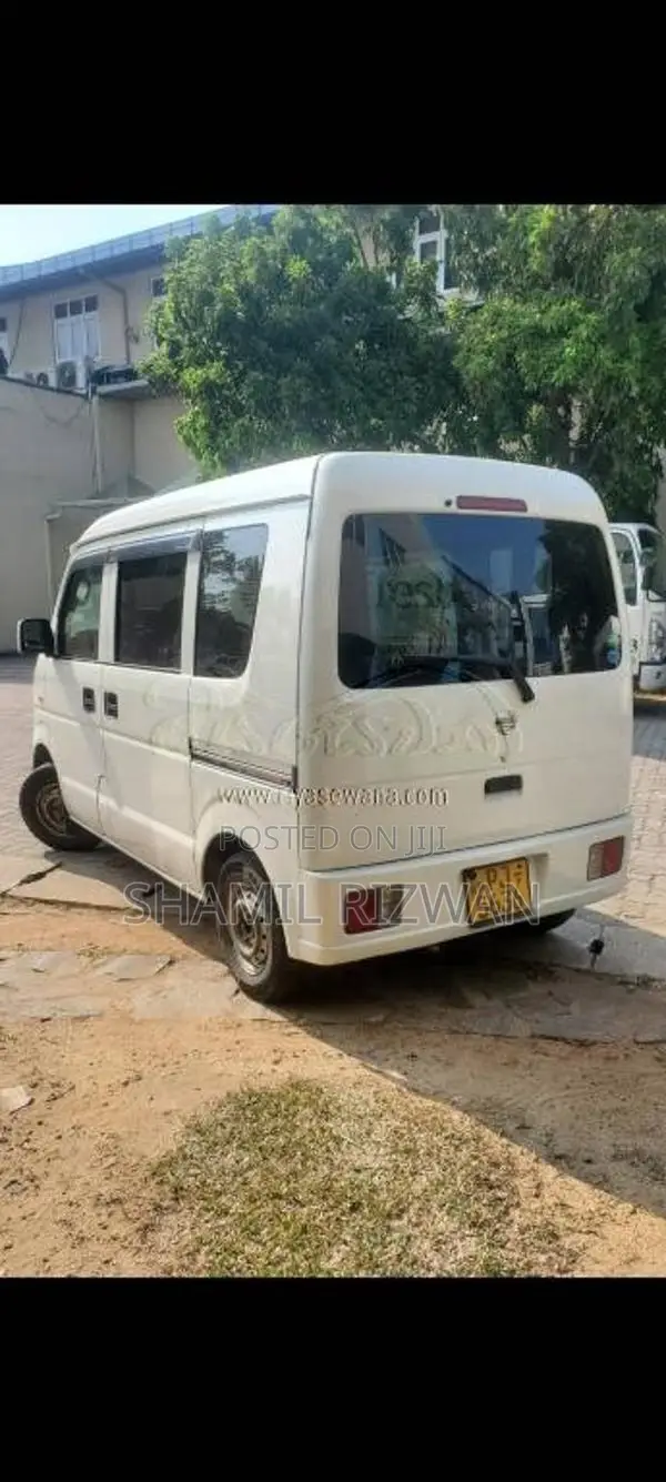 Nissan Clipper 2015 Van (Used)