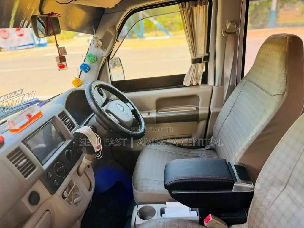 Suzuki Every 64 2011 Van (Used)