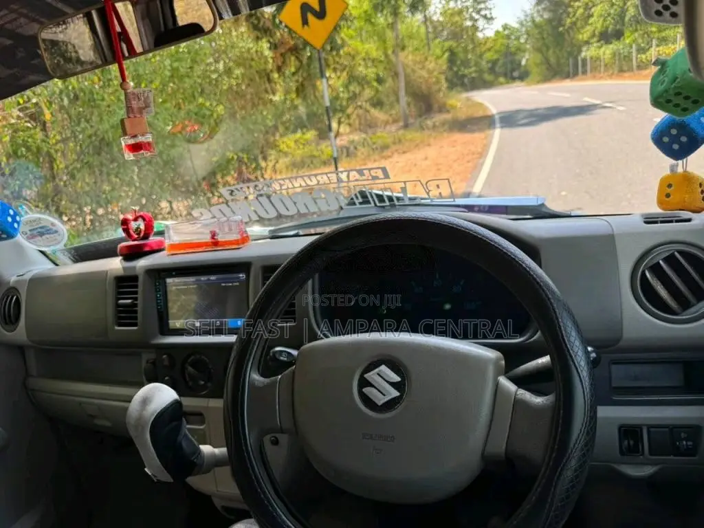 Suzuki Every 64 2011 Van (Used)