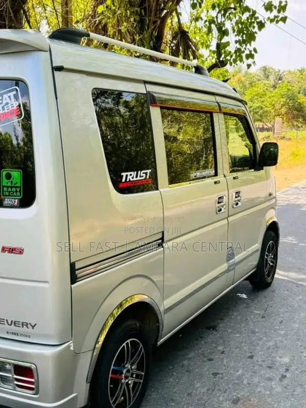 Suzuki Every 64 2011 Van (Used)
