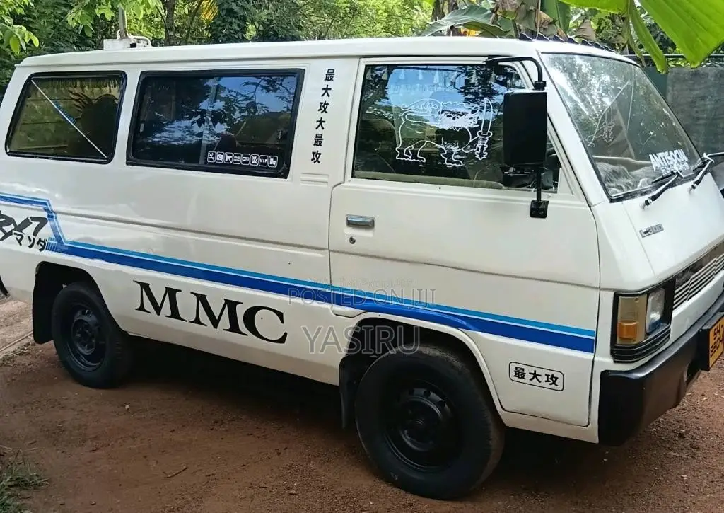 Mitsubishi L300 1982 Van (Used)