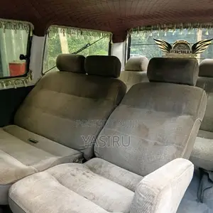 Mitsubishi L300 1982 Van (Used)