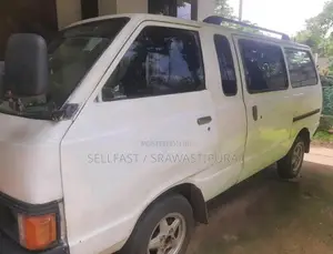 Nissan Vanette 1981 Van (Used)