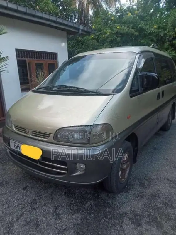 Mitsubishi L400 1995 Van (Used)