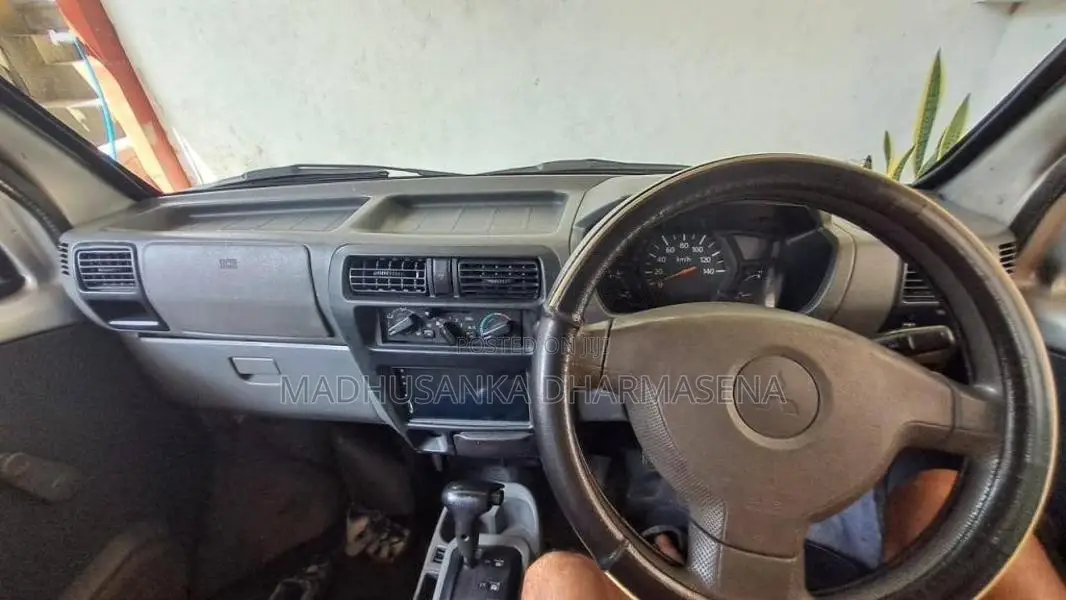 Mitsubishi MiniCab 2007 Van (Used)