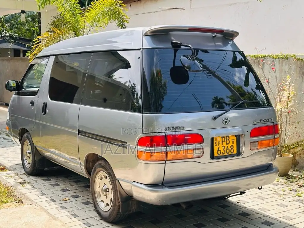 Toyota Townace Lotto 2007 Van (Used)
