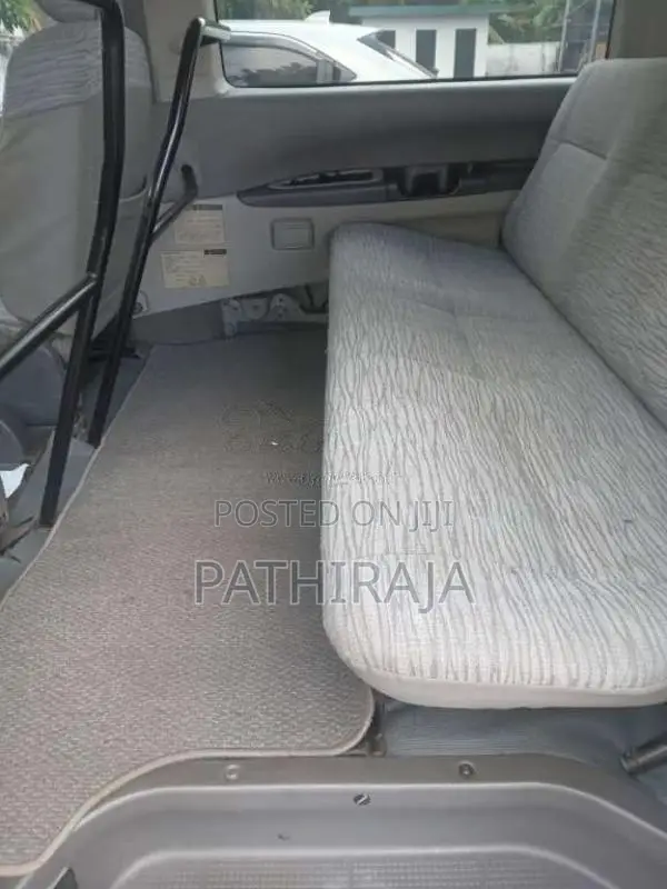 Mitsubishi L400 1995 Van (Used)